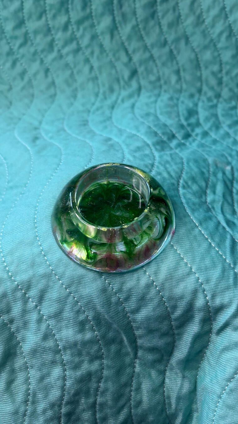 Green marbled round handmade candle holder